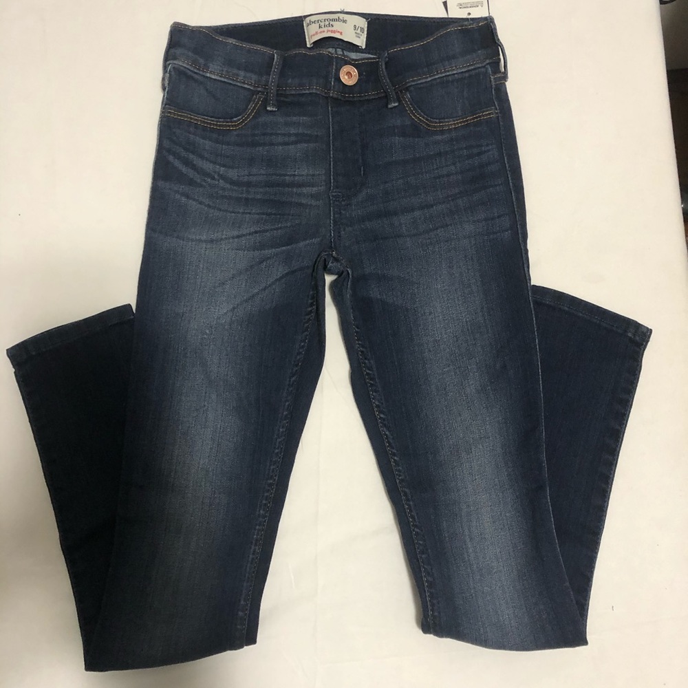 NWT Abercrombie kids pull on leggings size 9/10